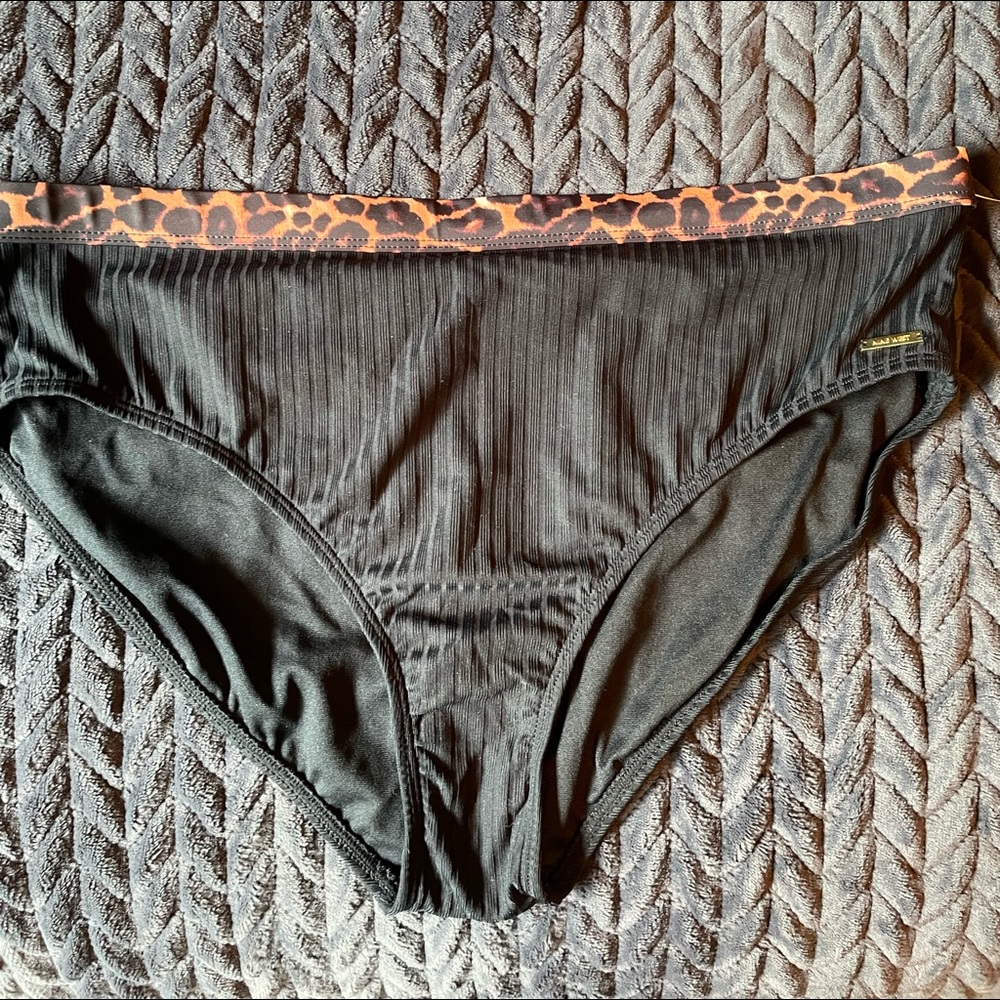 nine west cheetah + black swim bottom